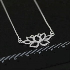 2018-Fashion-Hollow-Out-Lotus-silver-necklace (5)